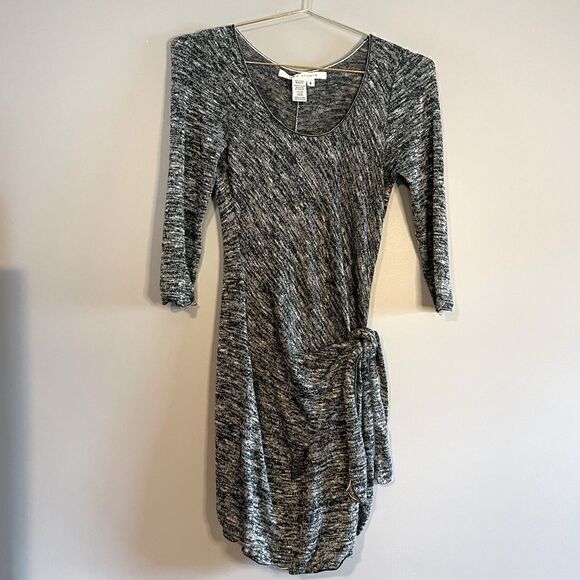 Max Studio Knit Scoop Neckline 3/4 Length Sleeve Faux Wrap Mini Dress | SZ S - Picture 3 of 12